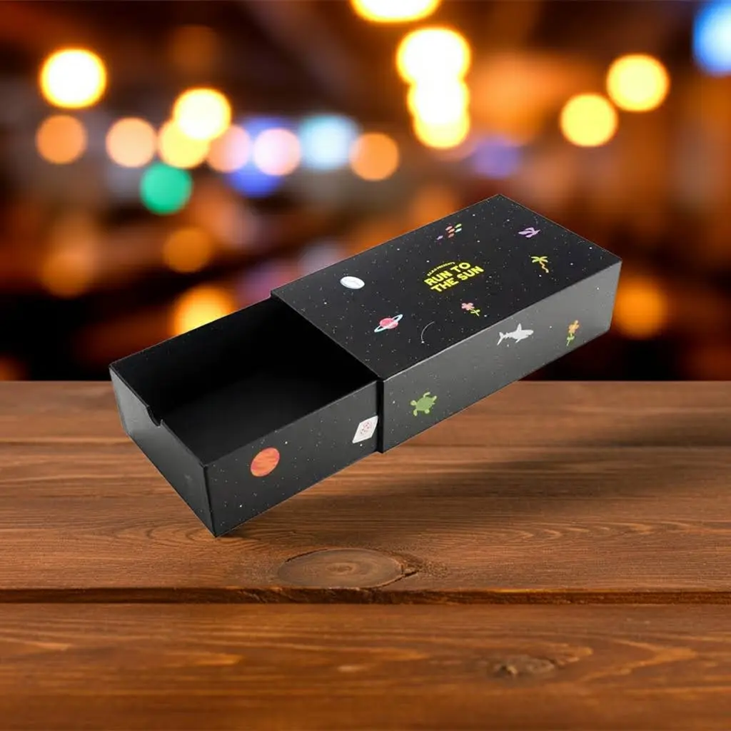 Custom Thumb Cut Boxes